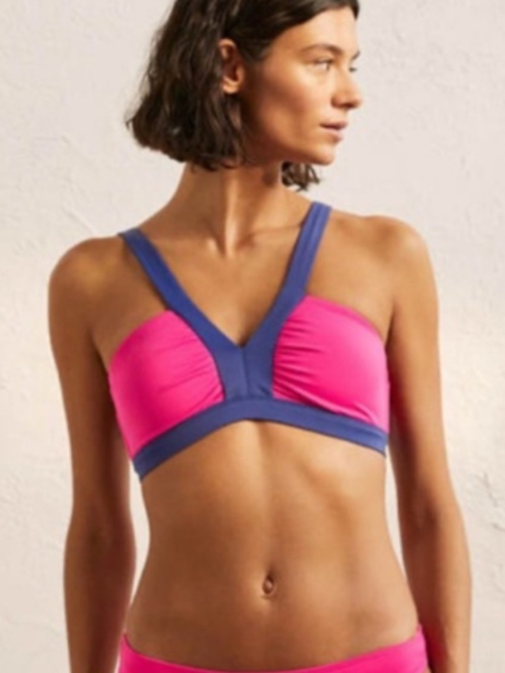 NWT Boden Corsica Two-Tone V-Neck Bikini Top in Hot Pink & Burgundy - Picture 2 of 8